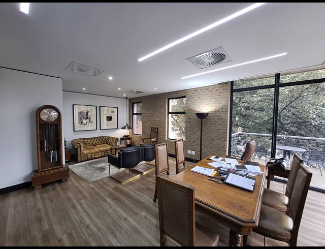 335M² OFFICE FOR SALE IN MELROSE ARCH